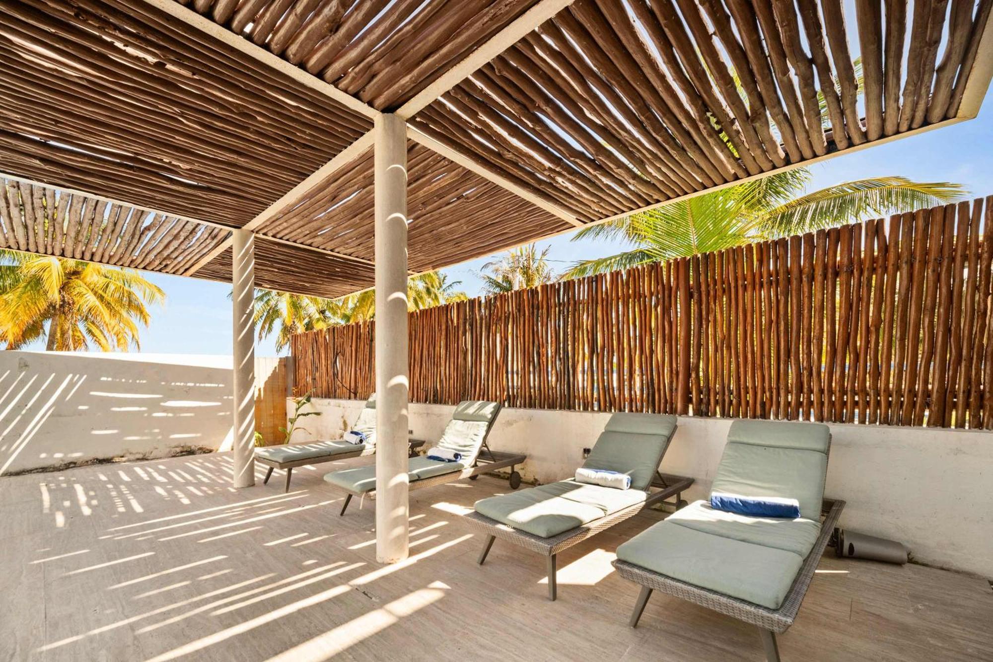Beachfront Coco Modern Designer House By Peninsula Stays San Crisanto Exterior foto